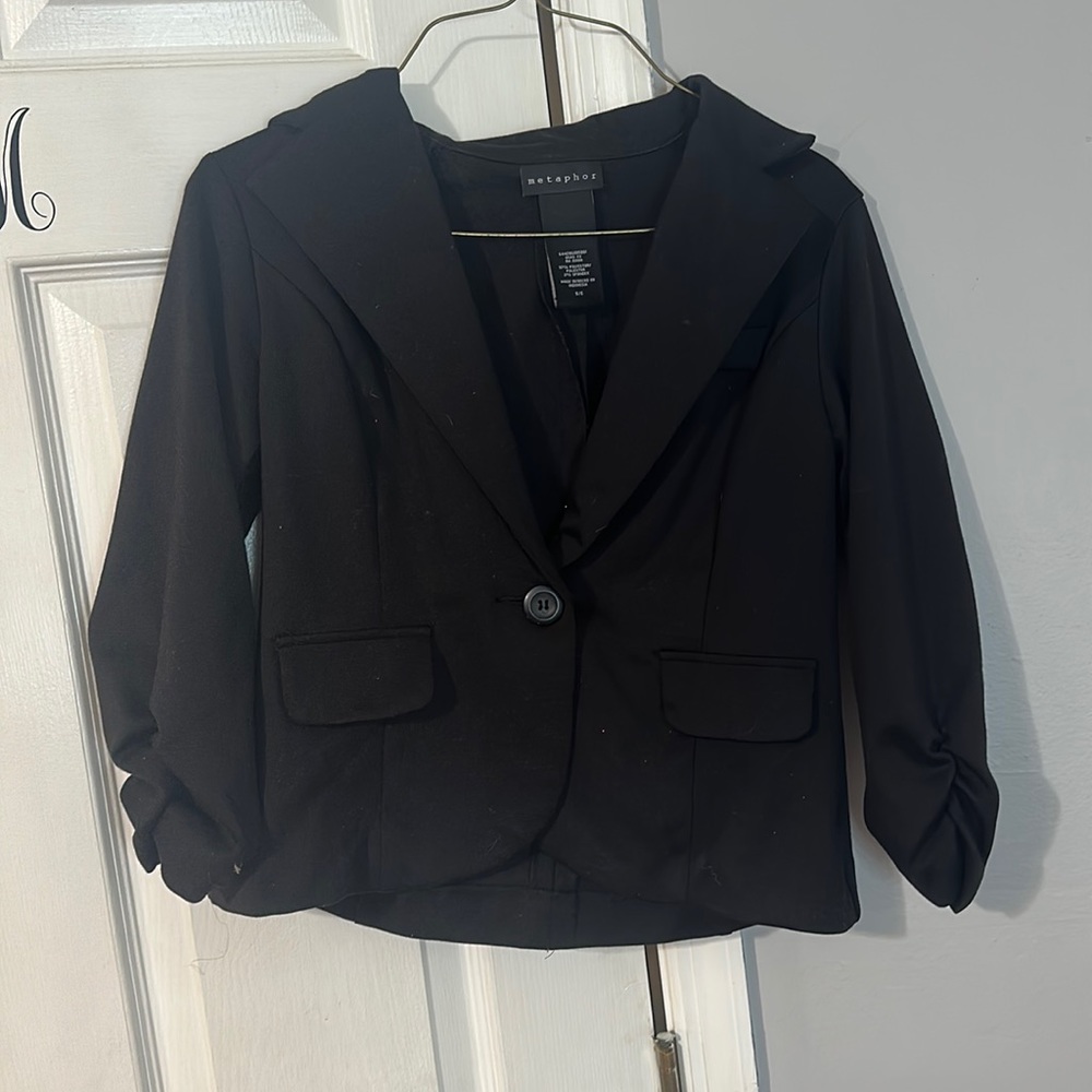 Black half sleeve blazer